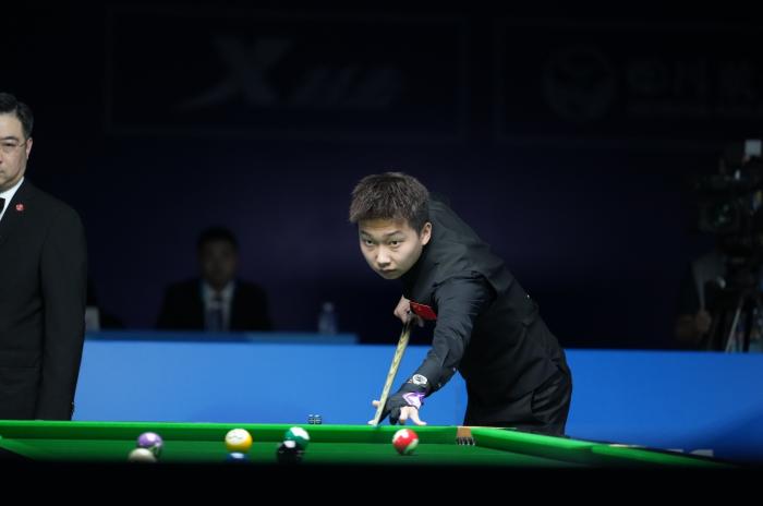 的对抗与融 的对抗与融