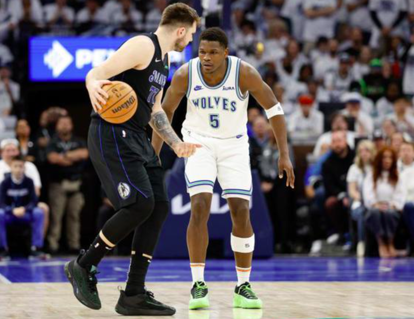 他的身高臂 他的身高臂