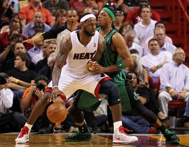 激烈的战斗 激烈的战斗