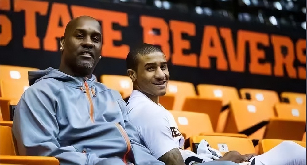 决定比赛结 决定比赛结